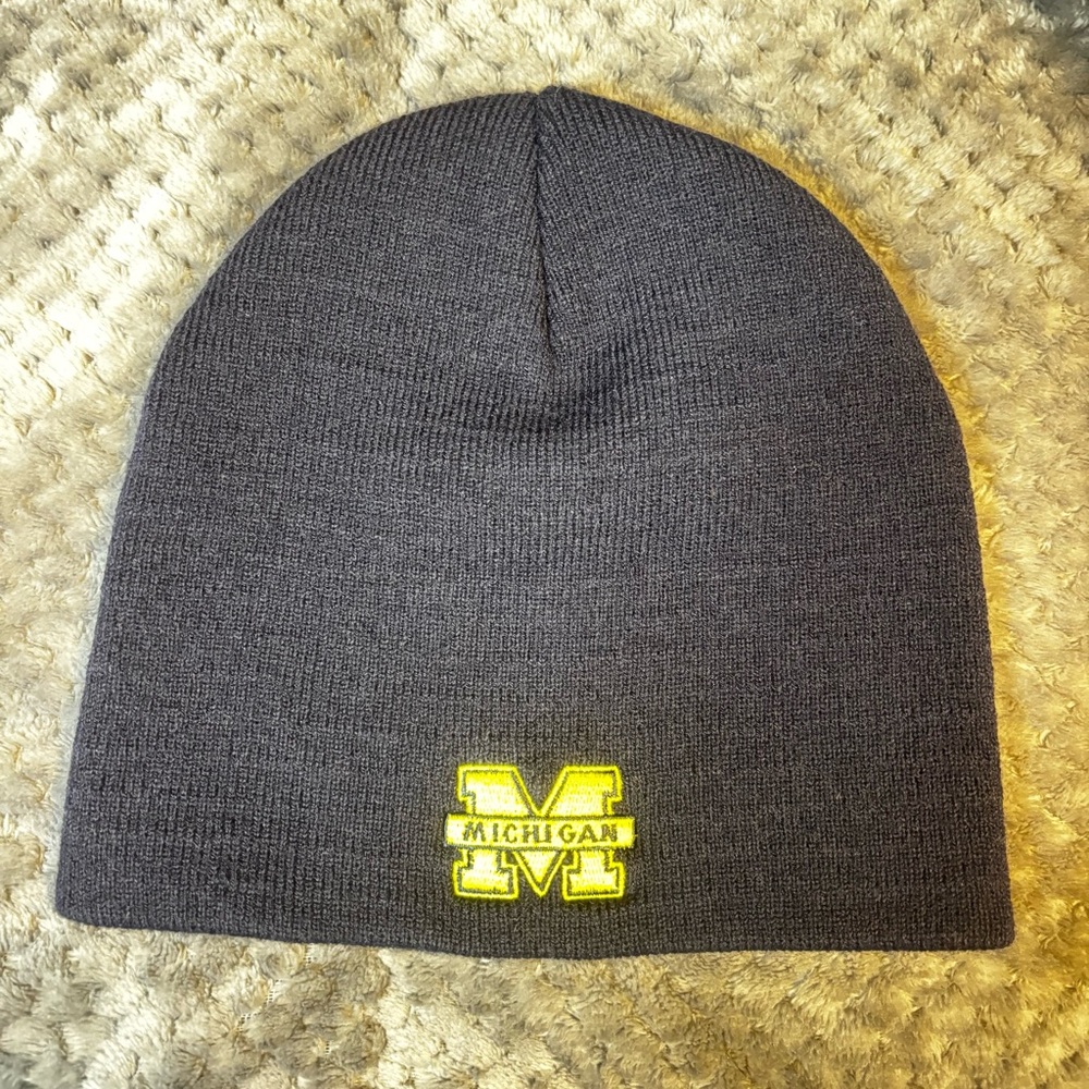 Michigan Wolverines Beanie Hat Navy‎ Blue Yellow Block M Knit Cap NCAA